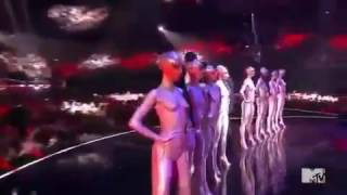 Robín Ticket Ft Iggy Azalea