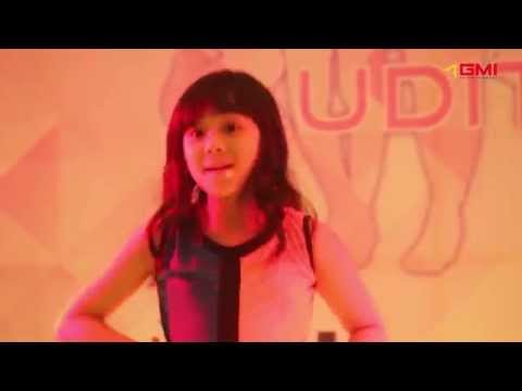 Ellyn Clarissa - Nang Neng Nong at Lippo Plaza Jogja Audisi Cherrybelle