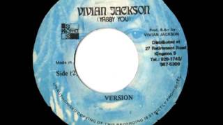 ERROL ALPHONSO - Chant Jah victory + version (1974 Vivian Jackson)