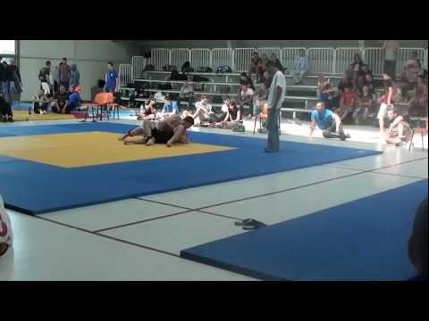 Dinu Bucalet vs Aurelian Lungu