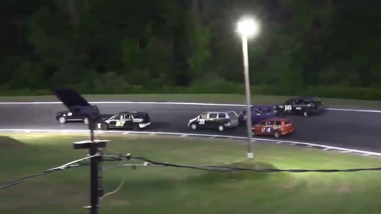 Star Speedway- Beer Wagons feature 8-14-26