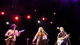Bring It on Home to Memphis - Emmylou Harris and Rodney Crowell