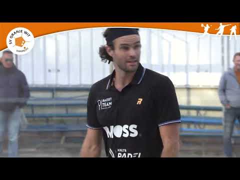 Opening van de padelbanen bij sv Oranje Wit.