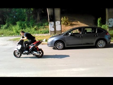 Gilera Runner SP 70 - Mid-Race Stage 6 racing mk1 + stage 6 r1200  VS  Citroen C4 1.6 HDi  110 KS