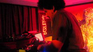 Helado Negro - It&#39;s Our Game (Live @ Café Berlín, Madrid 6/10/2014)