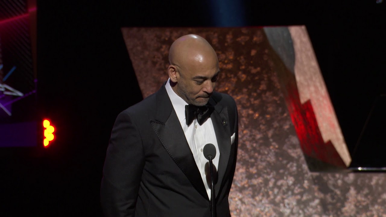 A Moment of Silence for Kobe Bryant at 2020 GRAMMYs - YouTube