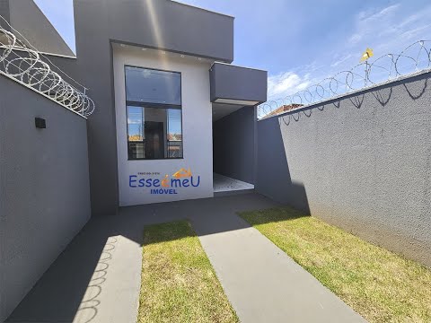[Linda casa Setor Jardim Clarissa pé direito duplo, 2 quartos, uma suíte e quintal grande]