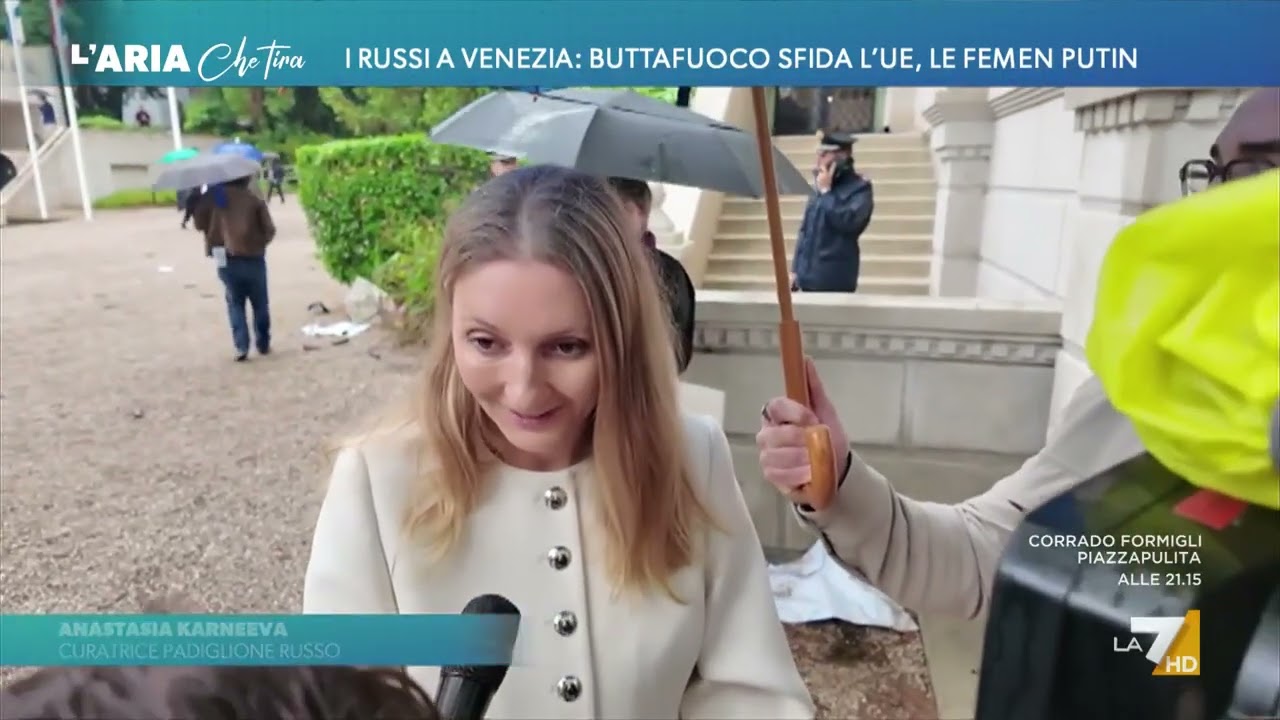I russi a Venezia: Buttafuoco sfida l'UE, le Femen Putin