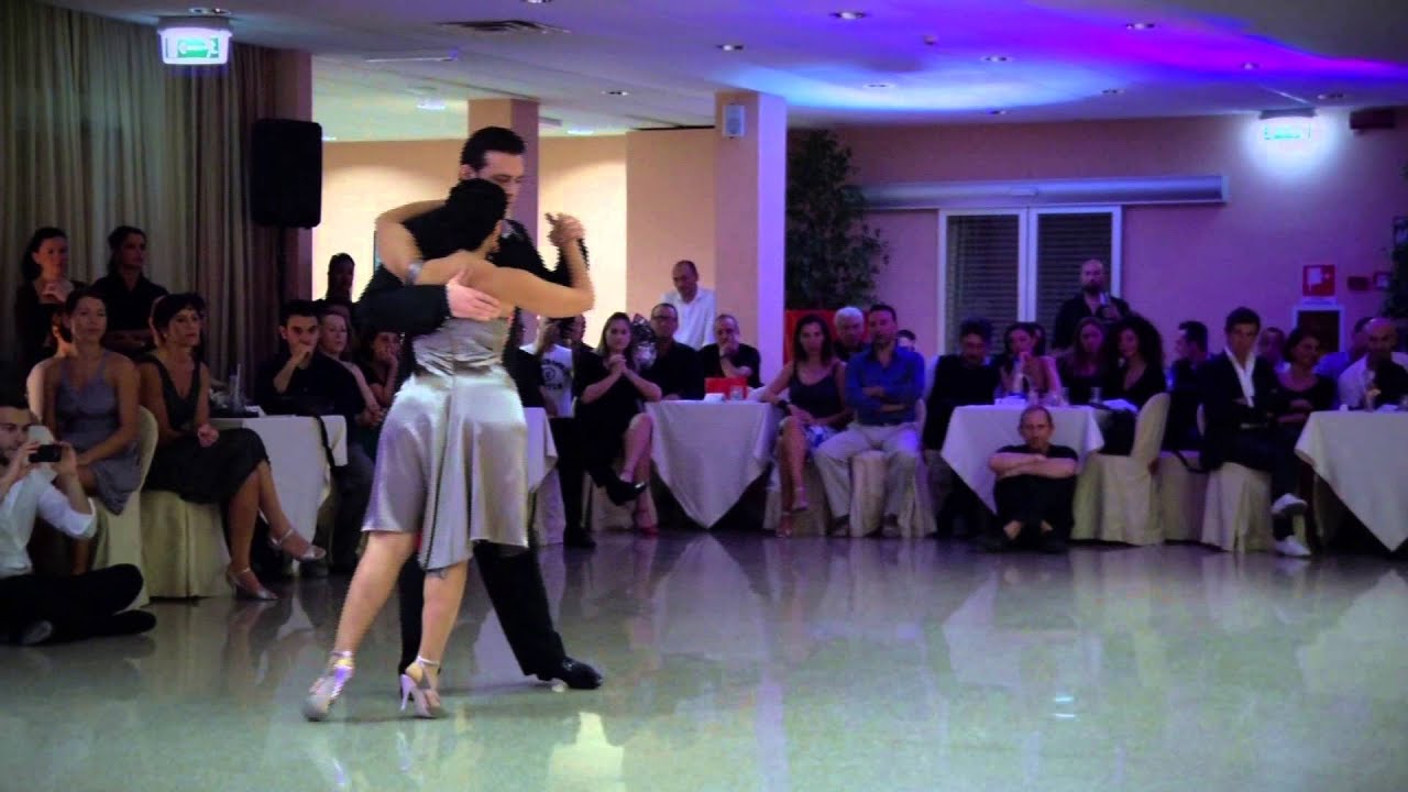 Helga Corpora  e Andrea De Dominicis  4° Bari Tango Congress 1-2