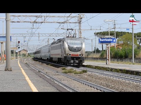 E402B.107 nella NUOVA LIVREA INTERCITY sull'InterCity 35417 Roma Termini - Reggio Calabria Centrale