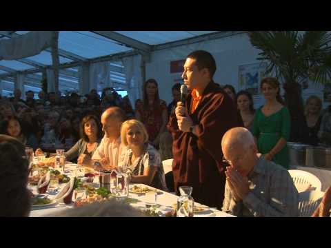 download lagu mp3 mp4 Lama Ole Nydahl Streaming, download lagu Lama Ole Nydahl Streaming gratis, unduh video klip Lama Ole Nydahl Streaming