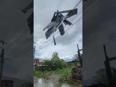 fuertes lluvias En Tesalia Huila✌️