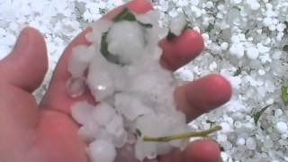 preview picture of video 'Unwetter im Erzgebirge, große Hagelkörner (big hails in Germany)'