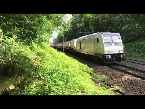 Diesel Traxx Locomotive KRE 285 113-7 With Container Train at Venlo the Netherlands 17.6.2022🎥👍👍👍👍👍🚂