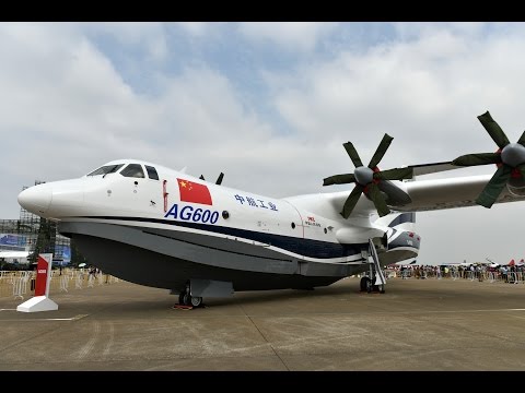 China's large amphibious aircraft makes 1st taxiing test