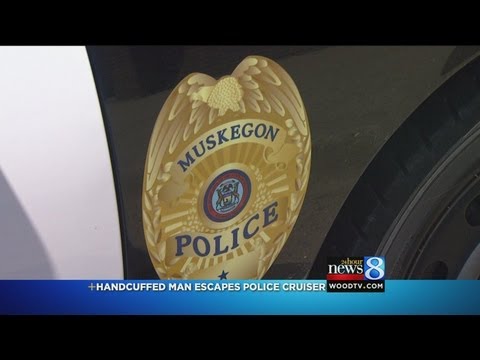 Suspect escaped cruiser while cuffed