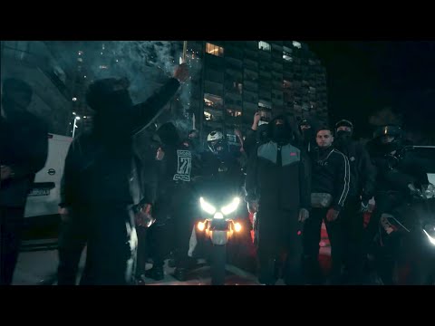 YUNG SARRIA - XXXMAS (Video Oficial)