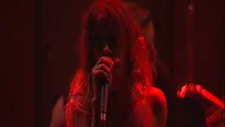 Queen Adreena  - Join The Dots (live 2003)