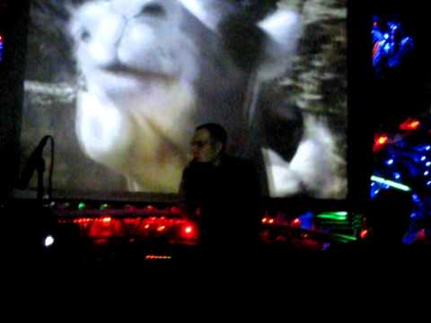 DJ Slater feat. U-Prag Drummers (Tribal Vision Records) @ Cross Club, Prague (February 2011)