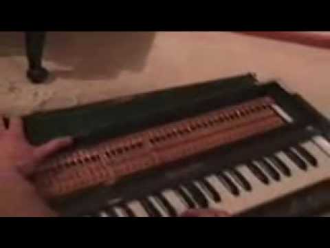 Poster yeh kaun aaj aaya savere lyrics – pankaj mullick