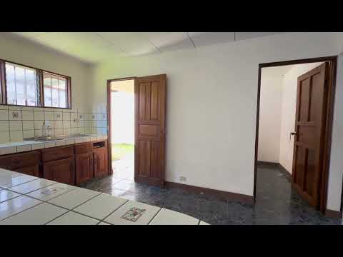 Venta propiedad de 480m2 con 2 casas en Santo Domingo de Heredia