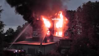 preview picture of video 'pożar młyna w Zblewie 02.07.2012'