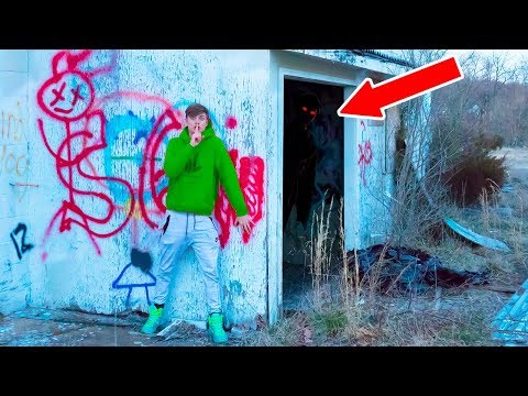 EXPLORING ABANDONED TOWN!! (HAUNTED) Video