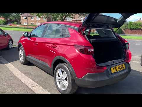 Vauxhall Grandland X 1.6 Turbo D BlueInjection SE (s/s) 5dr