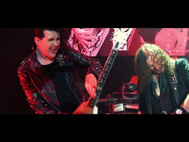 Vídeo relacionado con Helloween - United Alive (3 DVDs) [Internacional] [DVD]