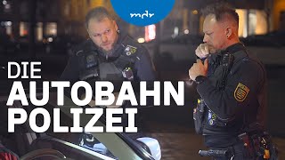 Download lagu Raser, Rowdys, Risiko - Alltag der Autobahnpolizei | Helfer im Einsatz | MDR mp3 Download lagu Raser, Rowdys, Risiko - Alltag der Autobahnpolizei | Helfer im Einsatz | MDR mp3