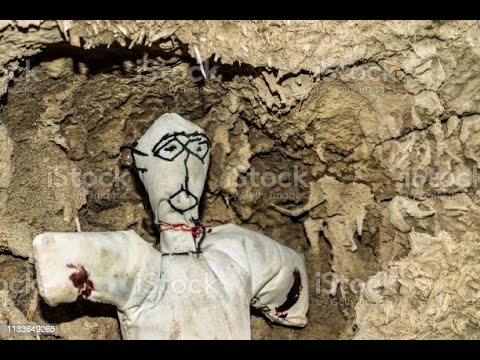 Rukje per magjine e fshehur ne varr ose qe shkaktohet nga xhini i varrezave.Allahu na ruajt.Amin!