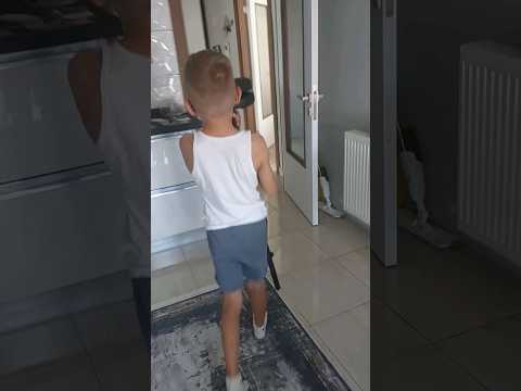 Kucaklamış NE GÖTÜRDÜ😱