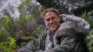 King Arthur: Legend of the Sword - 1000 Punches Featurette