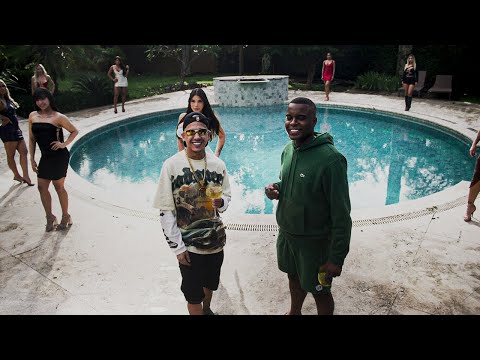 "Vida de Celebridade" - MC Joãozinho VT e MC Kelvinho (DJ JR no Beat) [Clipe Oficial]