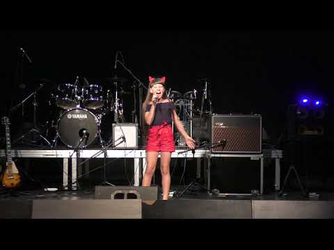 Vanessa Szanter – "Biały Patk" występ na żywo | Mayday 2018r.