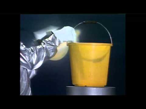 Eimer | Galax 3000 — Die Otto-Show VI (1978)