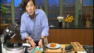 Chef Ming Tsai and the T-fal ActiFry Savory Chicken dish