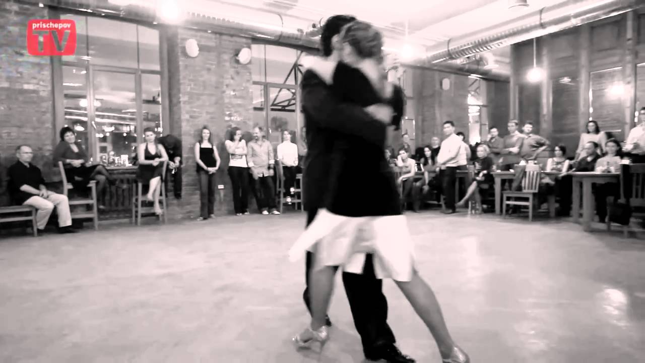 Hernán Leone & Valentina Ustinova,  Russia, Moscow, Milonga "El Colectivo", 24.11.2010 (2)