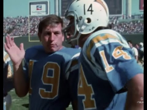 PITTSBURGH NATIVE JOHNNY UNITAS PLAYS 1ST PRO GAME IN PGH DAN FOUTS THROWS 1ST NFL TD (OCT. 7, 1973)