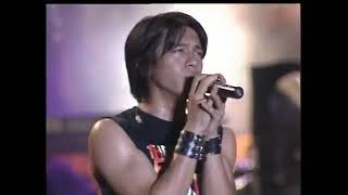 Download lagu Peterpan - Yang Terdalam Live Konser Soundrenaline 2004 Padang, Stadion Agus Salim mp3 Download lagu Peterpan - Yang Terdalam Live Konser Soundrenaline 2004 Padang, Stadion Agus Salim mp3