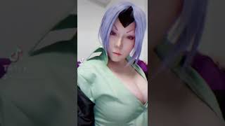 コスプレイヤーさんバズル為に胸を出してしまう #tiktok