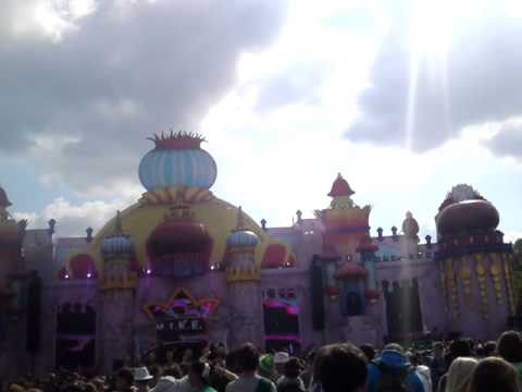 M.I.K.E @ Tomorrowland 2011 - Chocolate Infusion