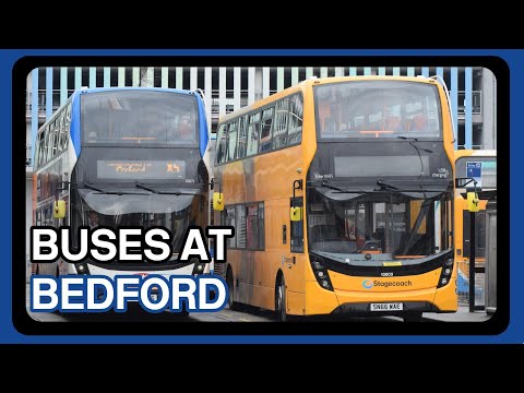 Buses at Bedford bus station (17/03/2023)