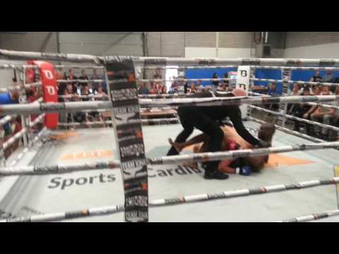 Daniel Giorev vs Oki Bolaji -75kg