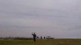 preview picture of video 'Running with a kite in Gonubie, near East London'