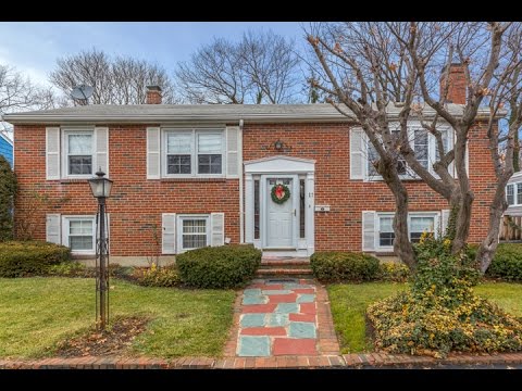 27 Running Brook Rd, West Roxbury MA - Diane Capodilupo - Tel 617-823-9989