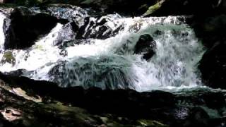 preview picture of video 'Buttermilk Falls'