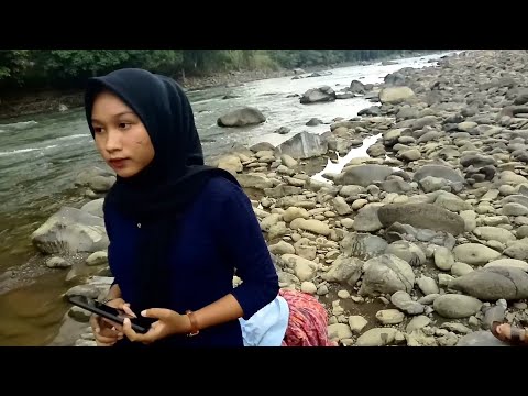 download lagu mp3 mp4 Video Bergek Terbaru 2017, download lagu Video Bergek Terbaru 2017 gratis, unduh video klip Download Video Bergek Terbaru 2017 Mp3 dan Mp4 Popular Gratis
