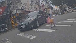 妹妹過個馬路比人生還難（已檢舉）