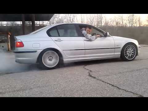BMW E46 330i Burnout
